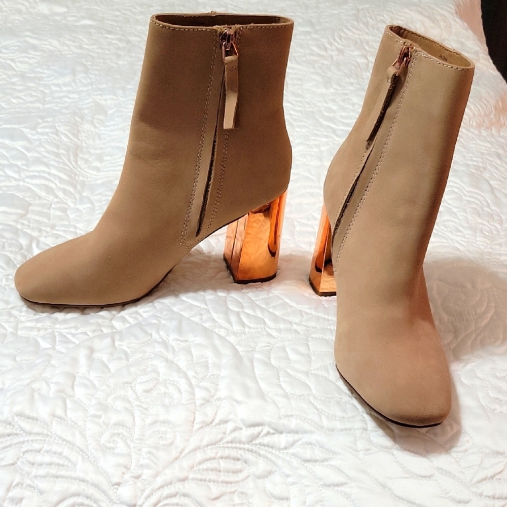 Steve Madden -Patina- Tan Ankle Boots with Bronze Heel